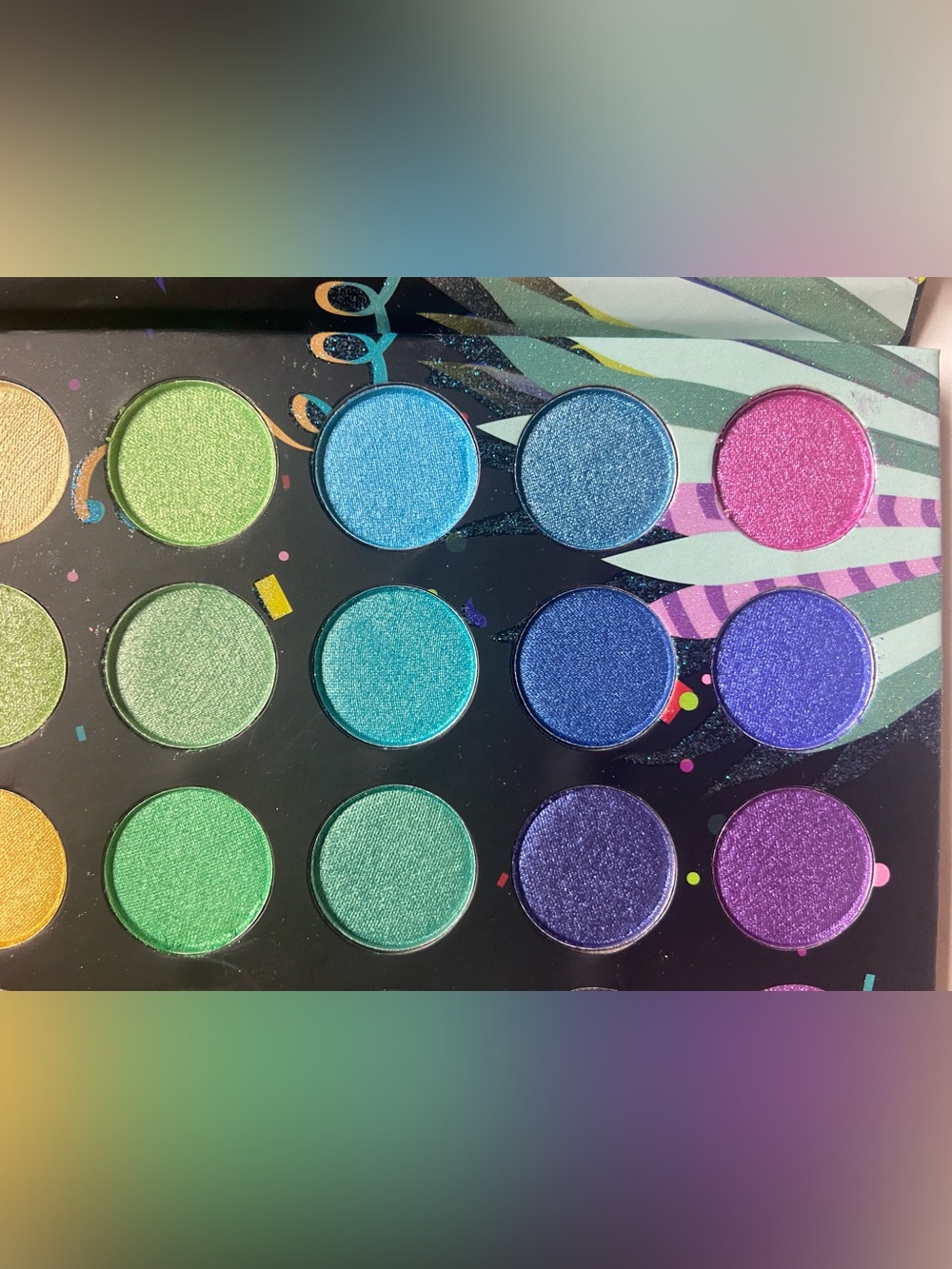 BH Cosmetics Take Me Back to Brazil 35 Color Eyeshadow Palette new never used - Picture 9 of 15